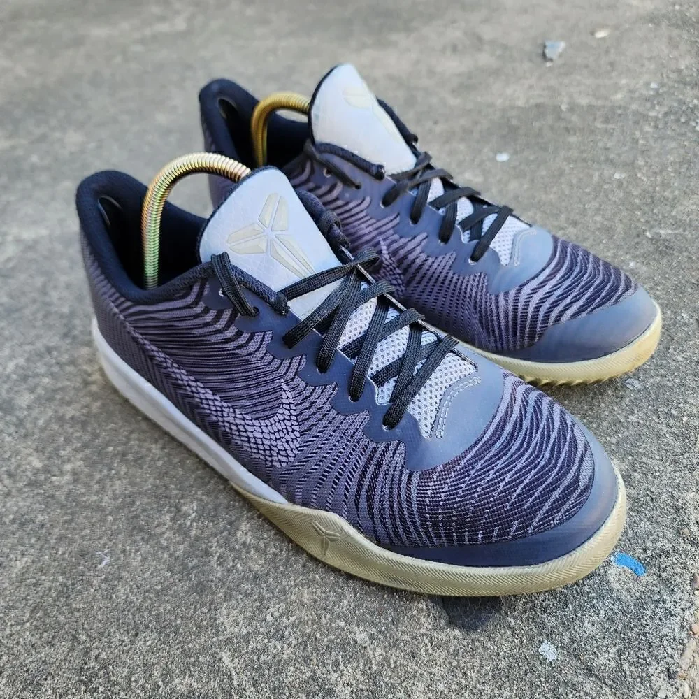 Nike Kobe Mentality 2 GS - Kids Shoes - SIZE 6Y
